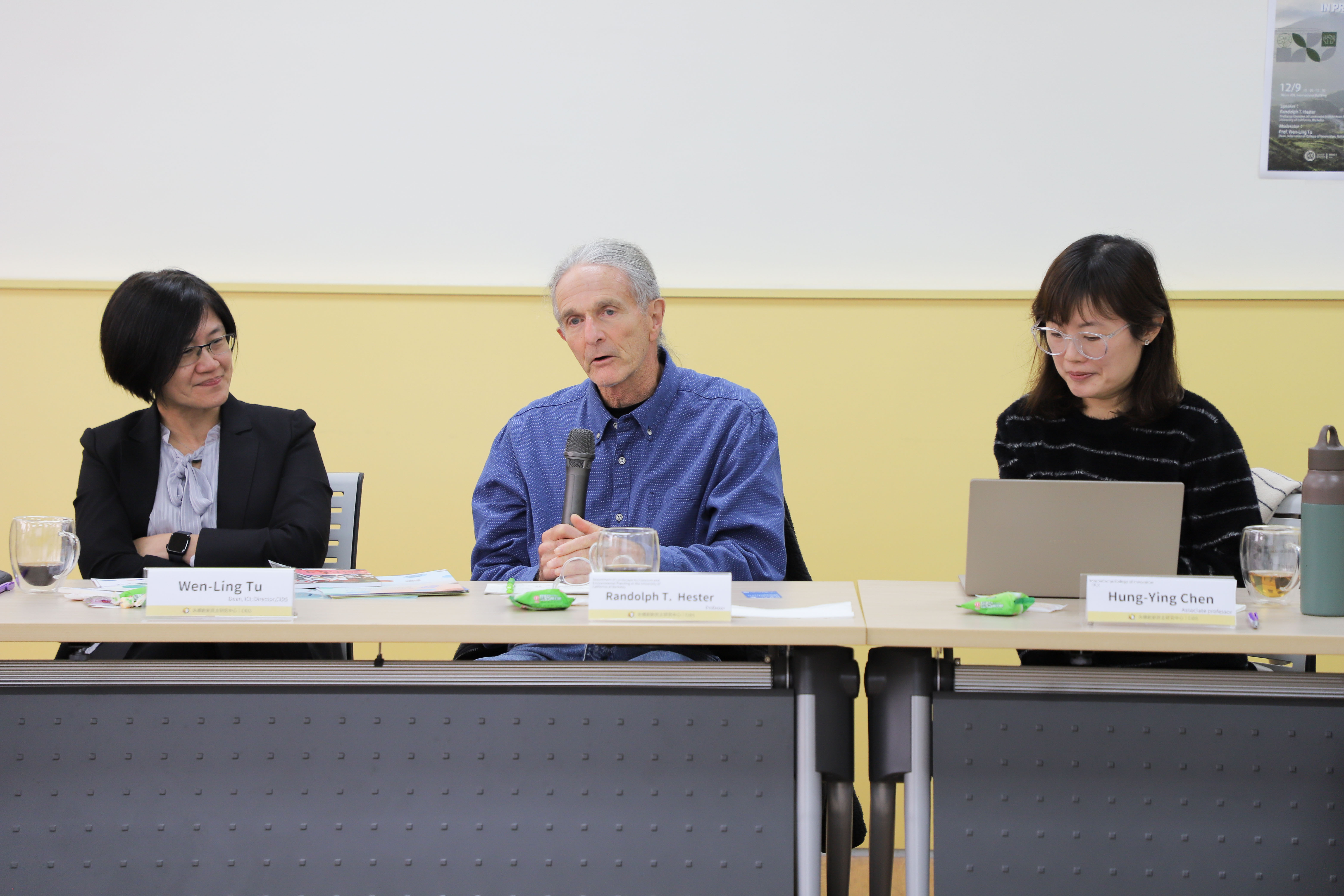 Professor Emeritus Randolph T. Hester (center), Department of Landscape Architecture and Environmental Planning, University of California, Berkeley, shared his research and experience in ecological de