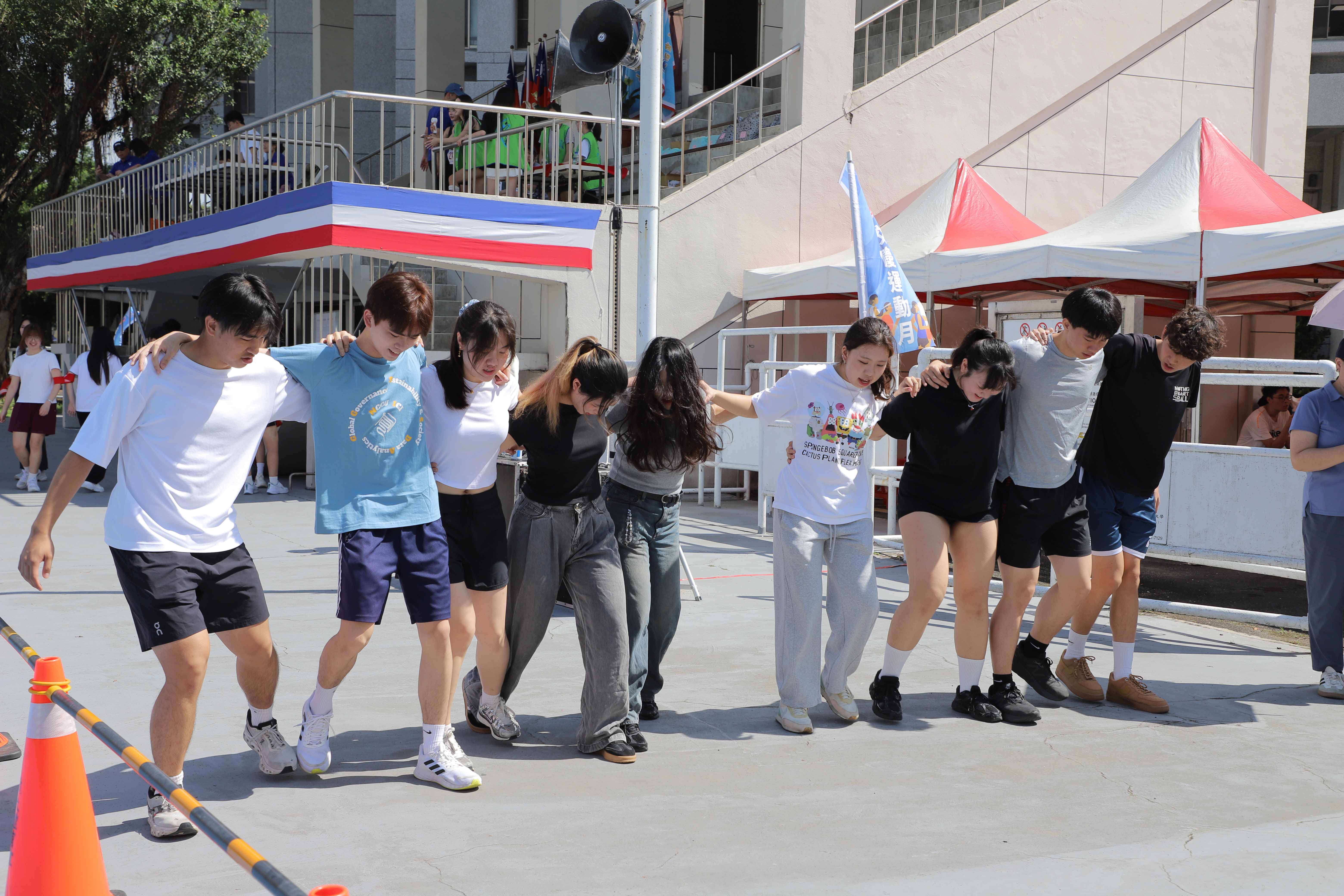 ICI students participate in Sports Day competitions.(Photo by ICI)