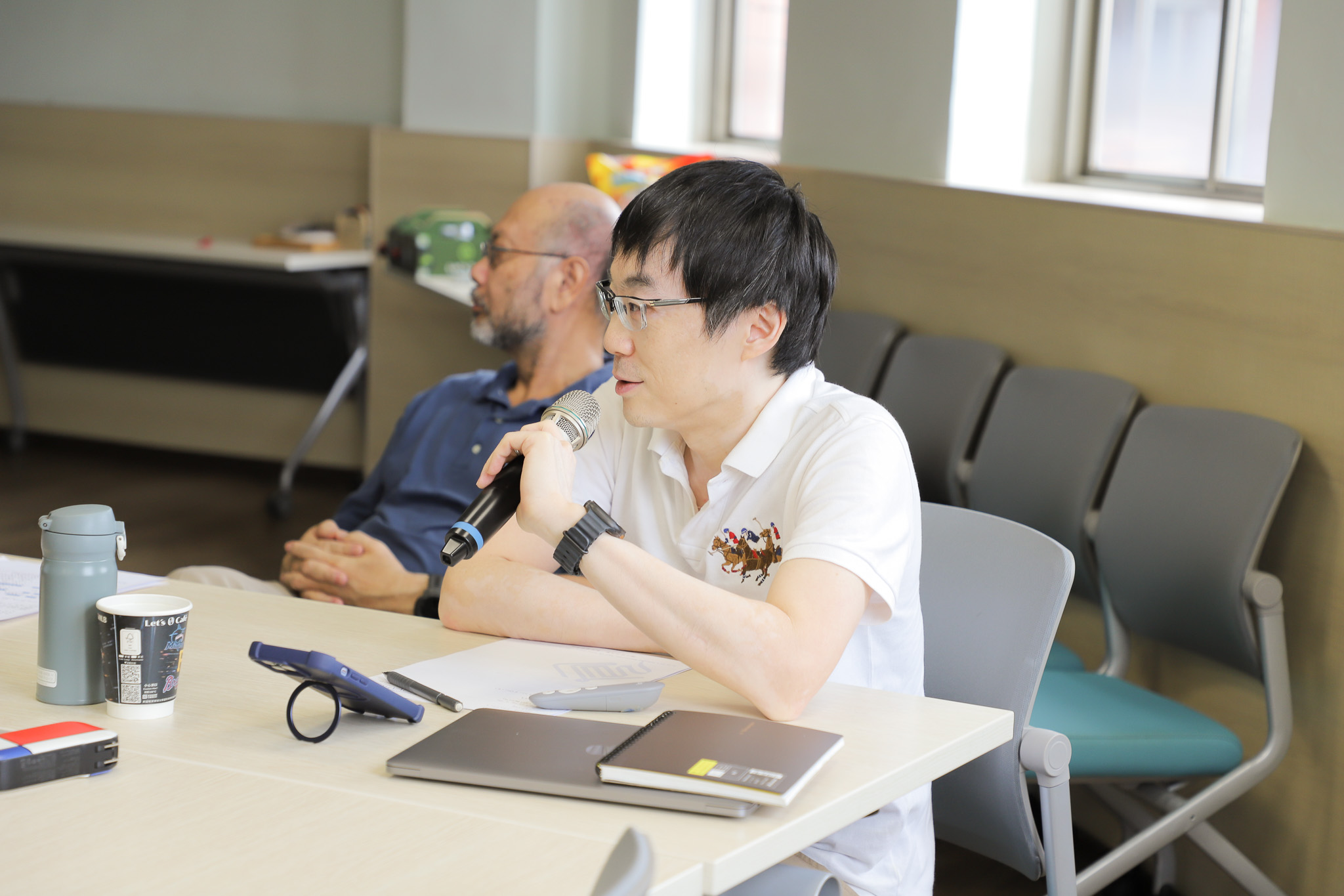 Newly appointed ICI Associate Professor Meng-Chi Tang shares his research expertise and teaching plans at the retreat. (Photo courtesy of ICI)