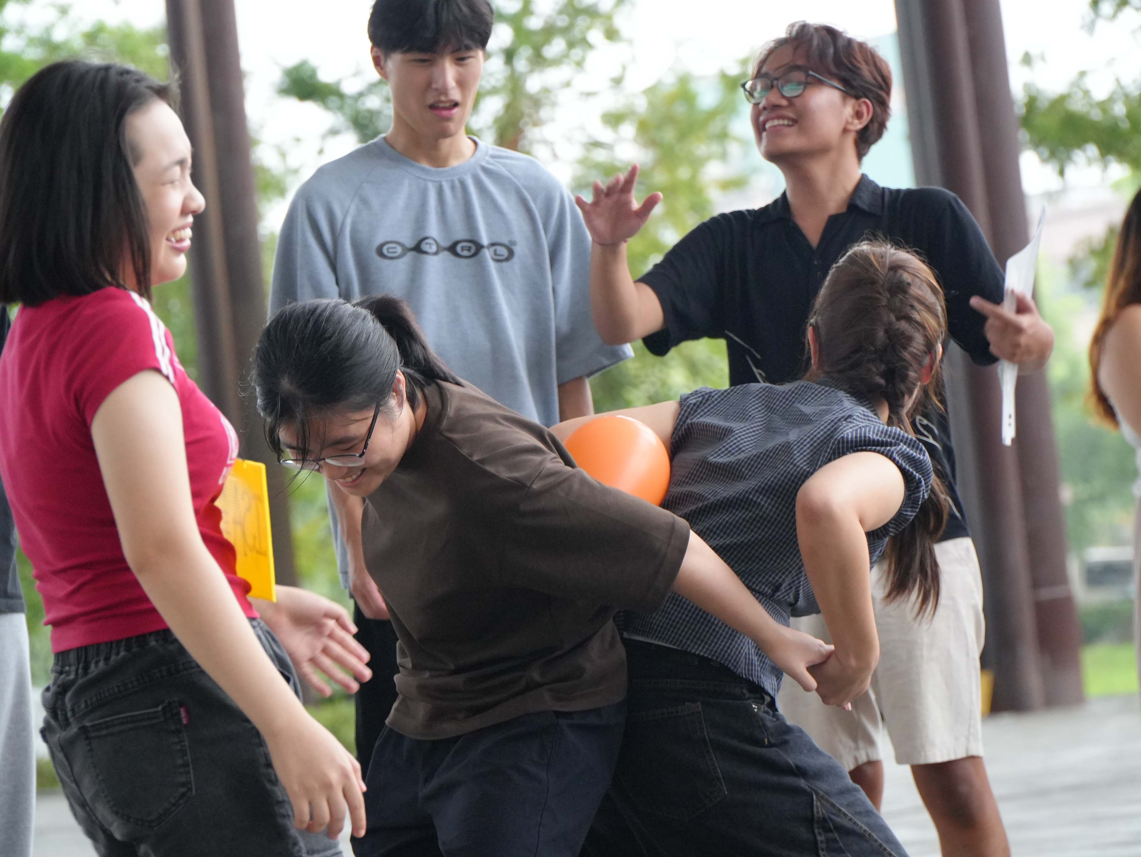 ICI students participate in team-based challenges at the National Center for Traditional Arts in Yilan, exploring Taiwan’s traditional arts and culture while strengthening their teamwork and communica